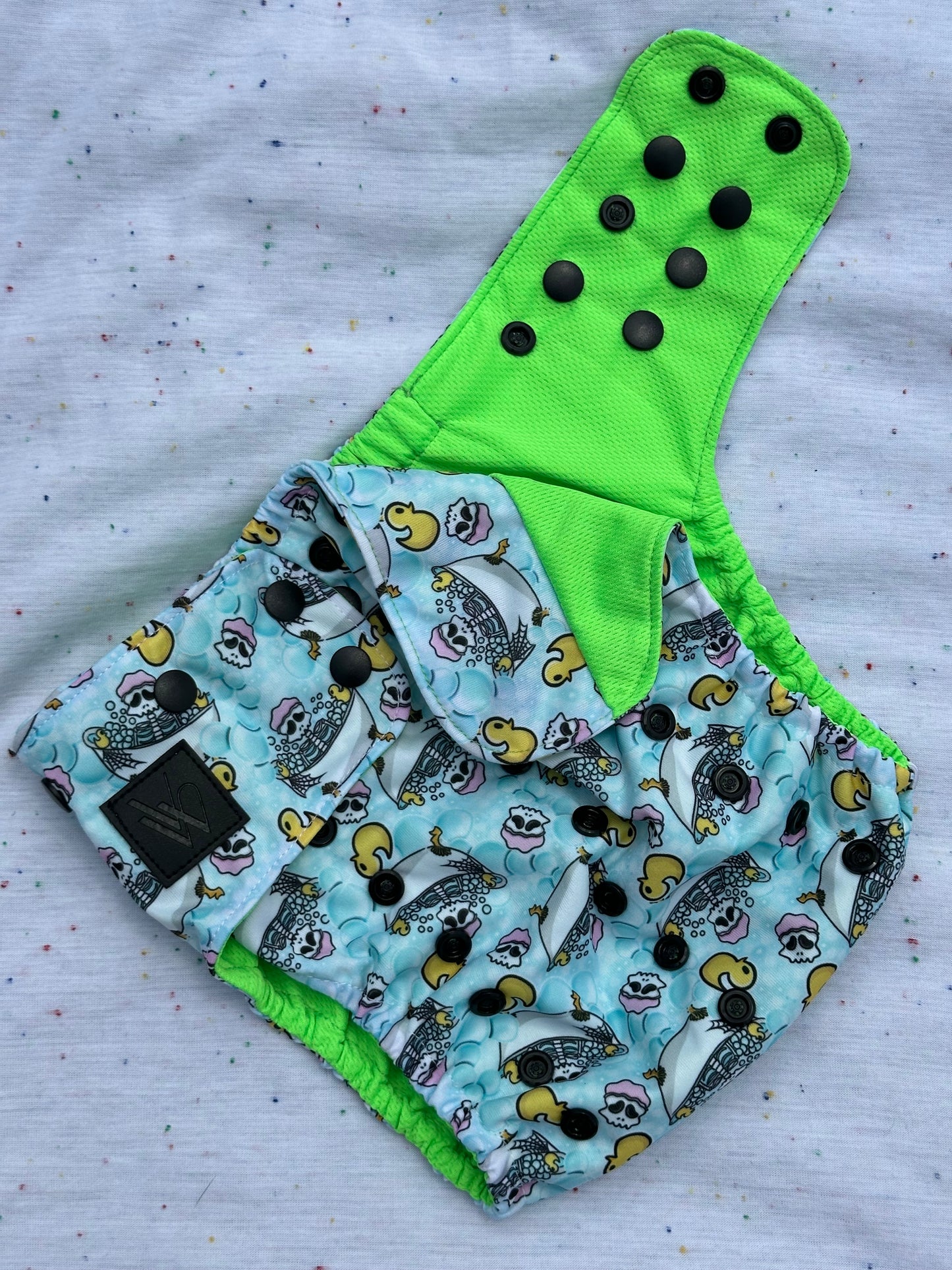 ES Pocket Diaper - Bubbly Bones