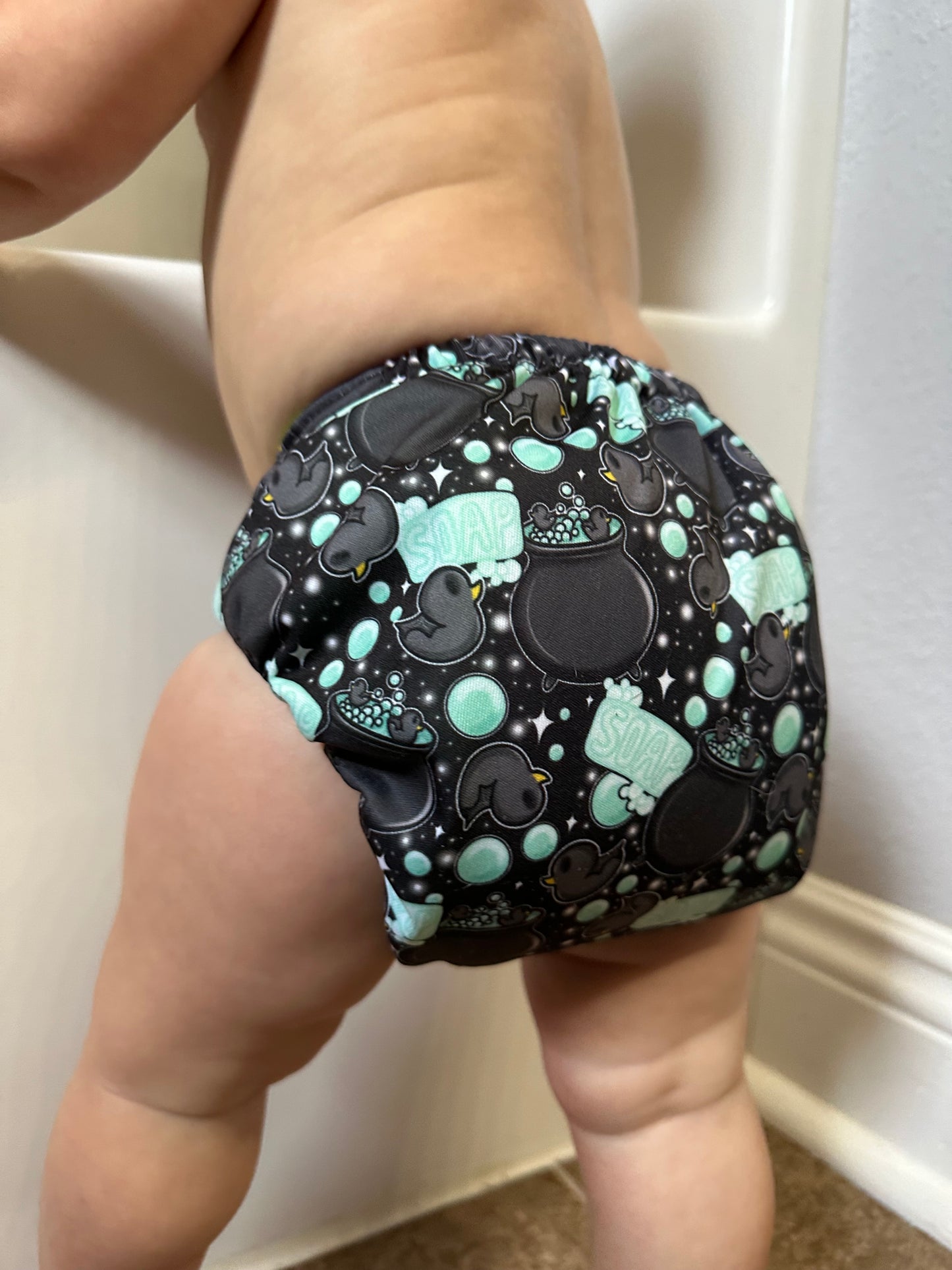 ES Pocket Diaper - Scrub-Boo-Dub